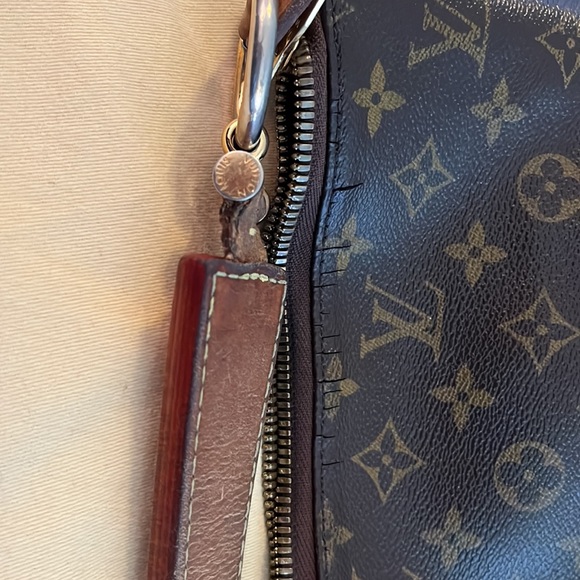 Louis Vuitton Sully MM - Picture 6 of 9